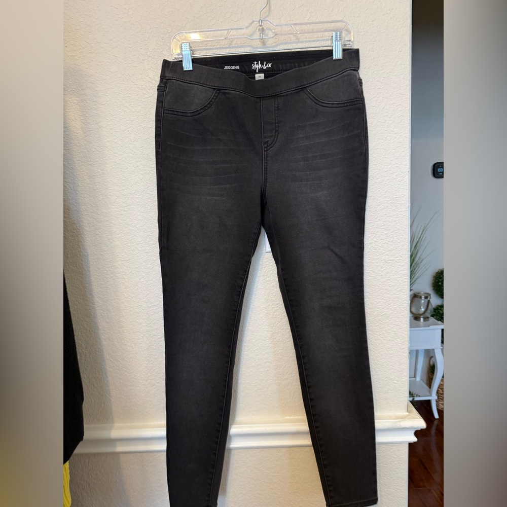 Black Skinny Jeans style & co Petite medium - Picture 3 of 14
